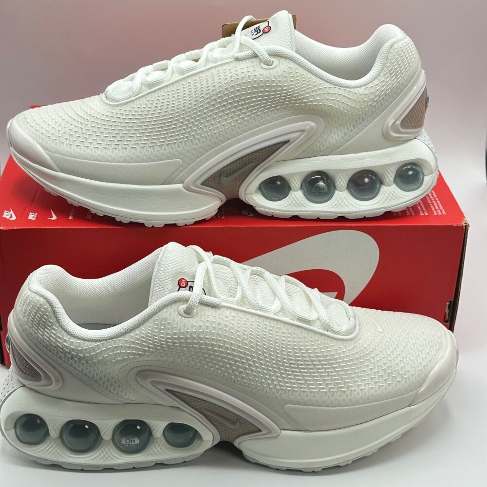 Nike Air Max DN SE Sail/Light Soft Pink HV4436-133 Sz Women11.5 / Men 10